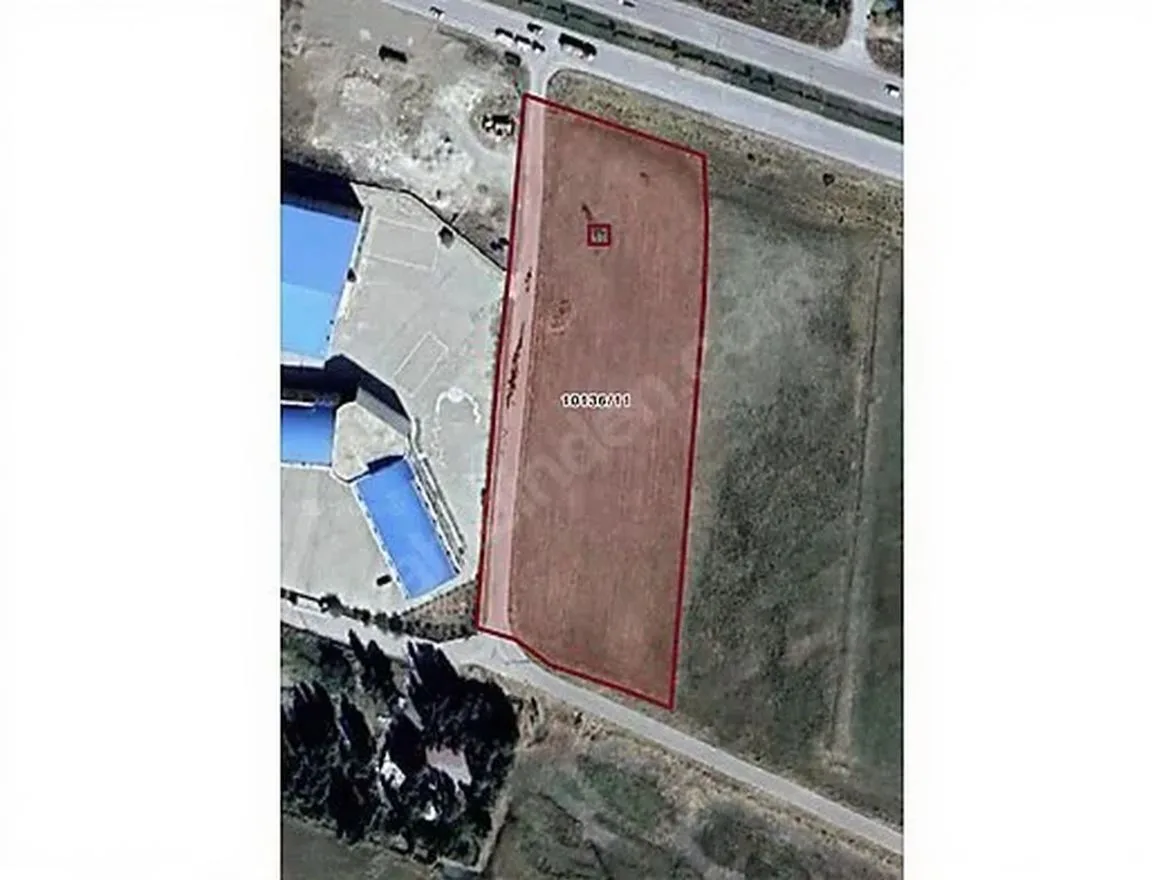 ERZURUM AZIZIYE SATILIK ARSA 9972M² TARLA İMARLI - Fotoğraf 2