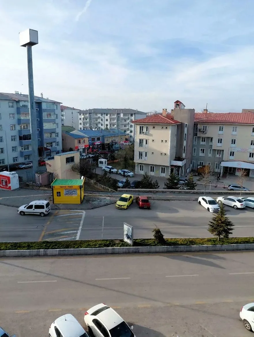 Palandöken Hüseyin Avni Ulaş'ta 5. Kat 150 m² 3+1 Kiralık Daire - Fotoğraf 13