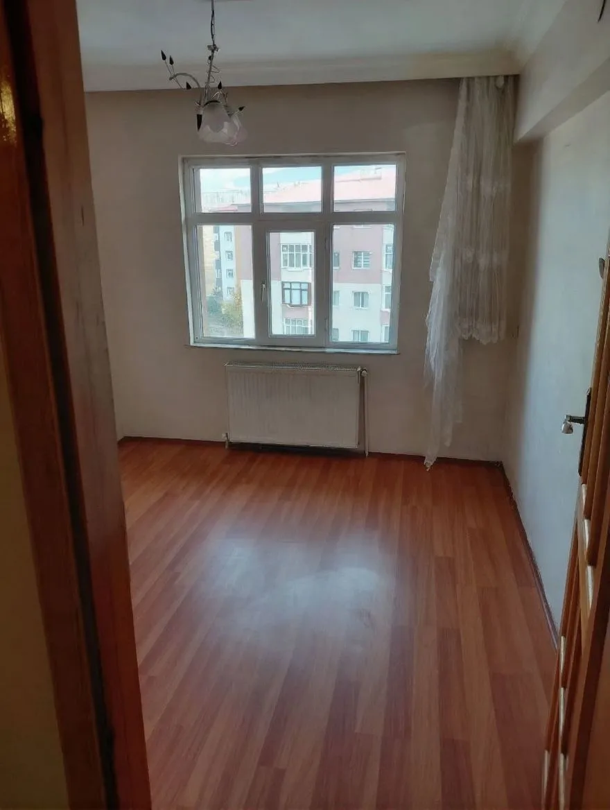 Palandöken Hüseyin Avni Ulaş'ta 5. Kat 150 m² 3+1 Kiralık Daire - 3