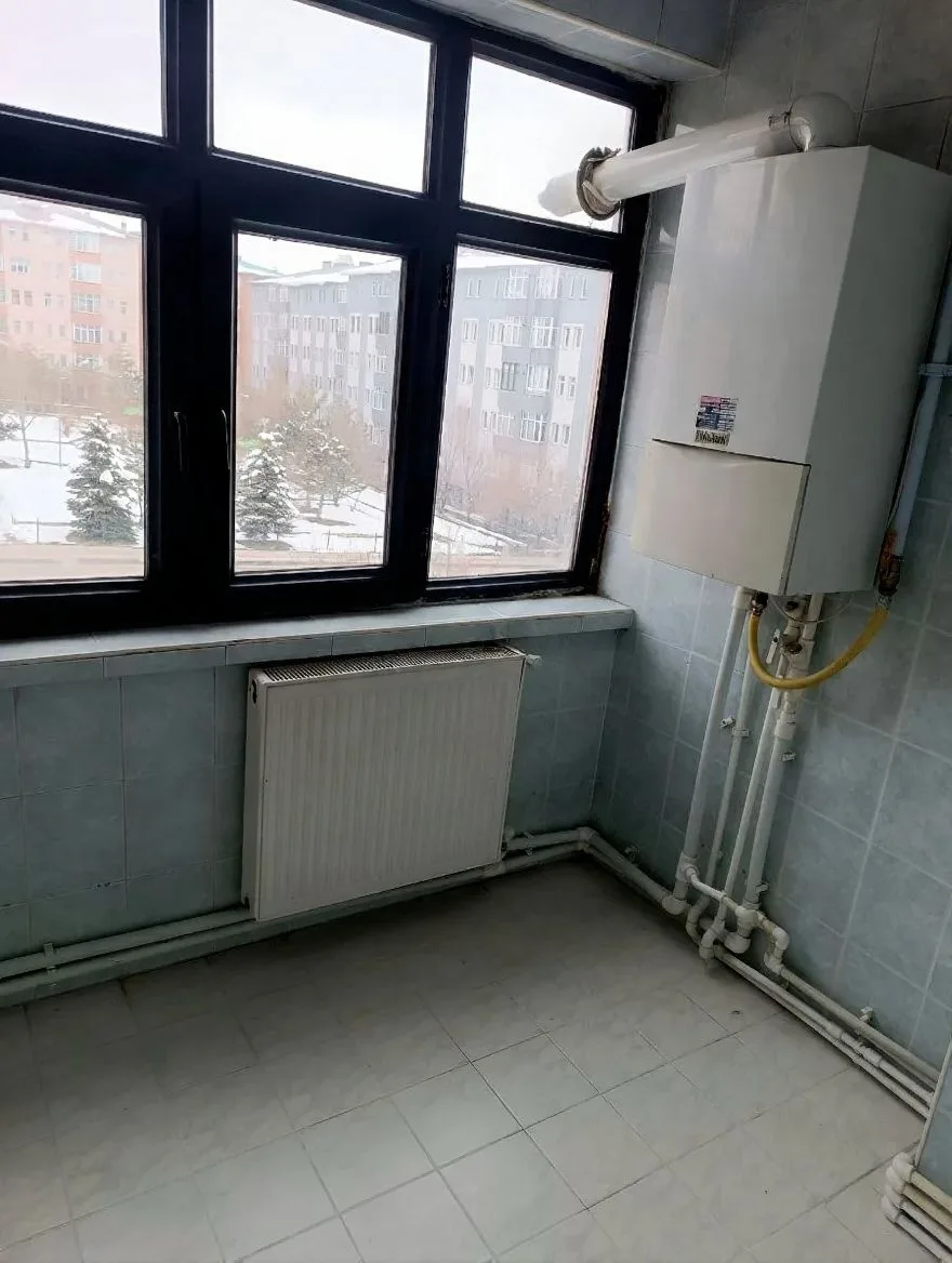 Palandöken Hüseyin Avni Ulaş'ta 3. Kat 155 m² 3+1 Kiralık Daire - Fotoğraf 8