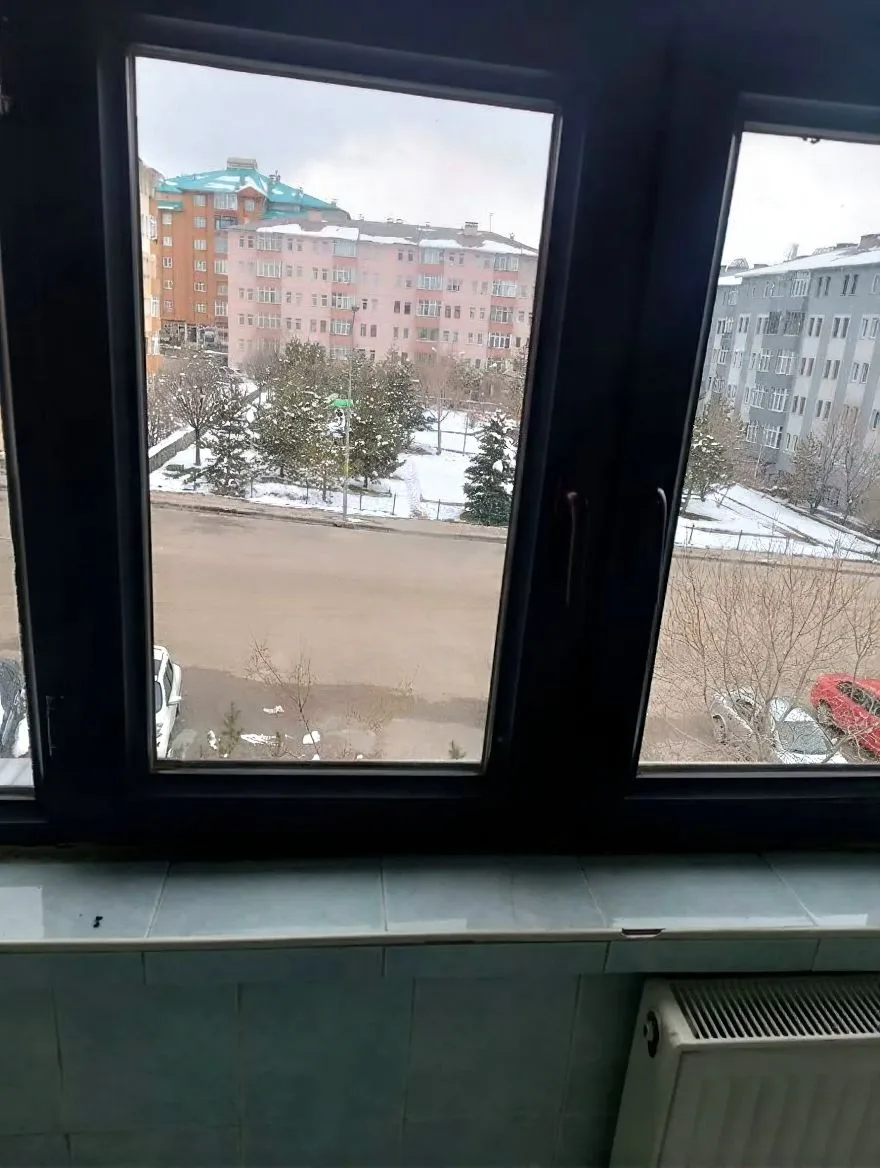 Palandöken Hüseyin Avni Ulaş'ta 3. Kat 155 m² 3+1 Kiralık Daire - Fotoğraf 9