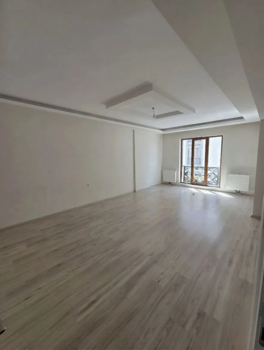 Palandöken Hüseyin Avni Ulaş'ta 3 Yaşında 3. Kat 165 m² 3+1 Kiralık Daire - 3