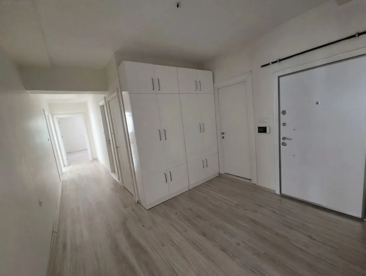 Palandöken Hüseyin Avni Ulaş'ta 3 Yaşında 3. Kat 165 m² 3+1 Kiralık Daire - Fotoğraf 7