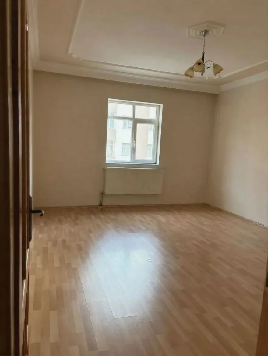 Palandöken Hüseyin Avni Ulaş'ta 3. Kat 200 m² 3+1 Kiralık Daire - Fotoğraf 11