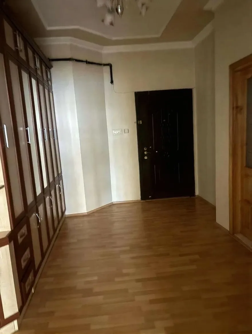 Palandöken Hüseyin Avni Ulaş'ta 3. Kat 200 m² 3+1 Kiralık Daire - Fotoğraf 6