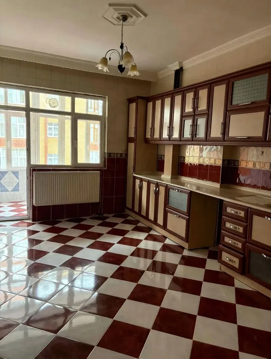 Palandöken Hüseyin Avni Ulaş'ta 3. Kat 200 m² 3+1 Kiralık Daire - Fotoğraf 9
