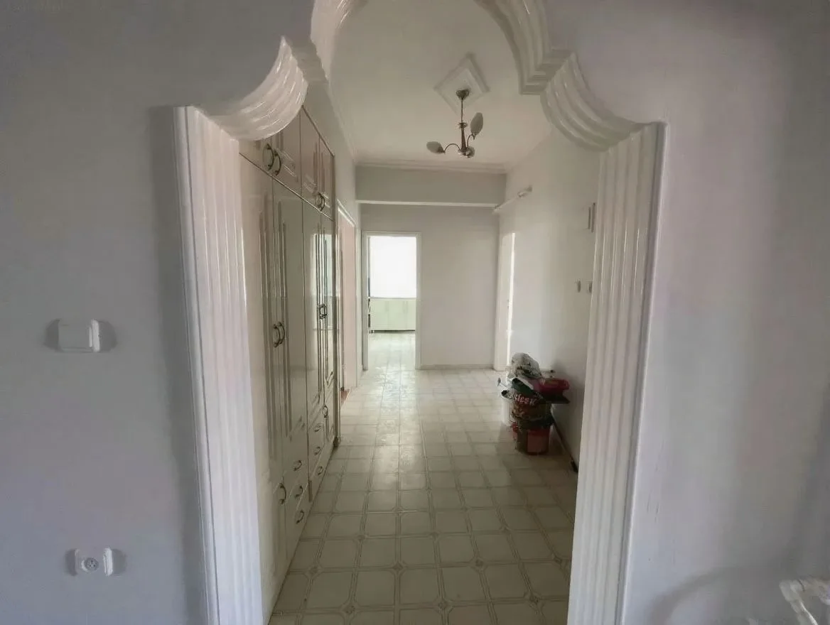 Aziziye Merkez'de 3. Kat 180 m² 3+1 Kiralık Daire - 1