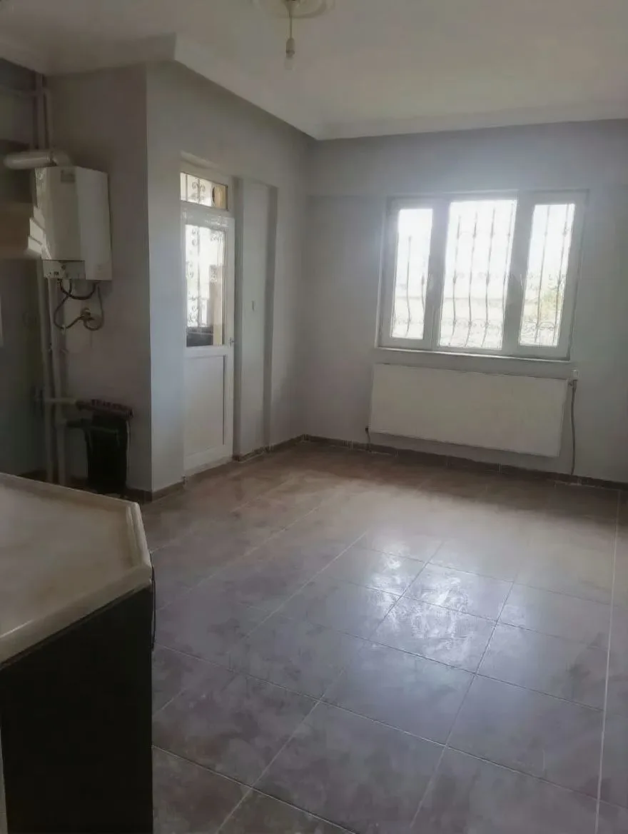 Aziziye Merkez'de Zemin Kat 150 m² 3+1 Kiralık Daire - 1