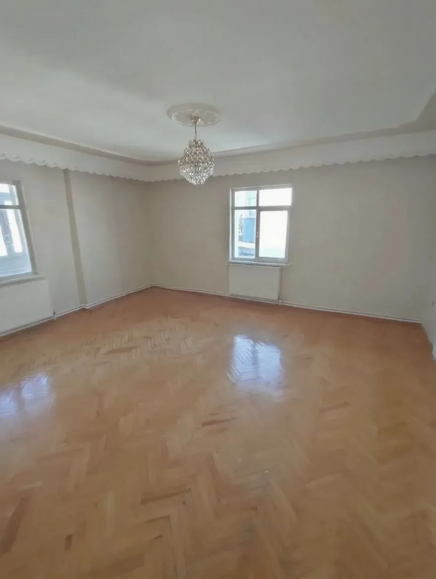 Aziziye Merkez'de 5. Kat 180 m² 3+1 Kiralık Daire - Fotoğraf 5