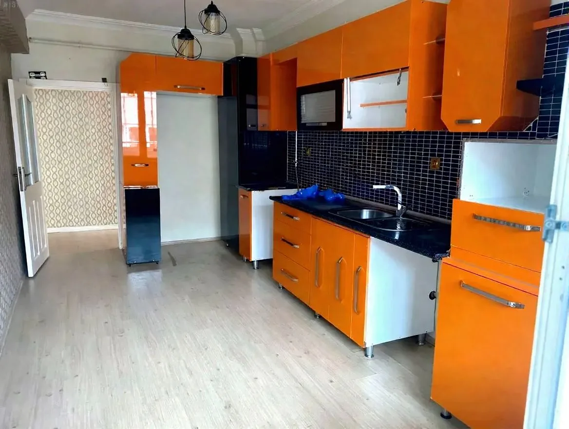 Palandöken Yıldızkent'te 5. Kat 160 m² 3+1 Kiralık Daire - Fotoğraf 12