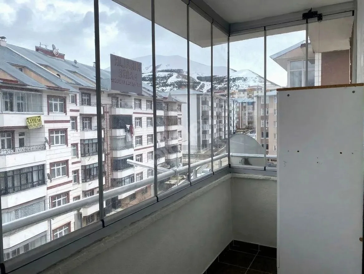 Palandöken Yıldızkent'te 5. Kat 160 m² 3+1 Kiralık Daire - Fotoğraf 9