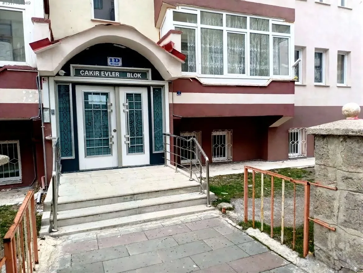 Palandöken Yıldızkent'te Bodrum Kat 160 m² 3+1 Kiralık Daire - Fotoğraf 12