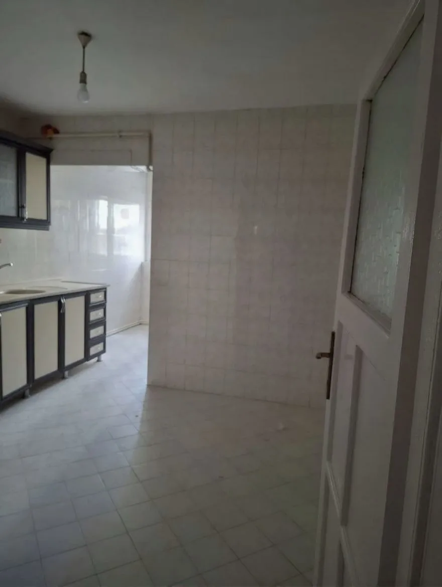 Palandöken Yıldızkent'te Bodrum Kat 160 m² 3+1 Kiralık Daire - Fotoğraf 7