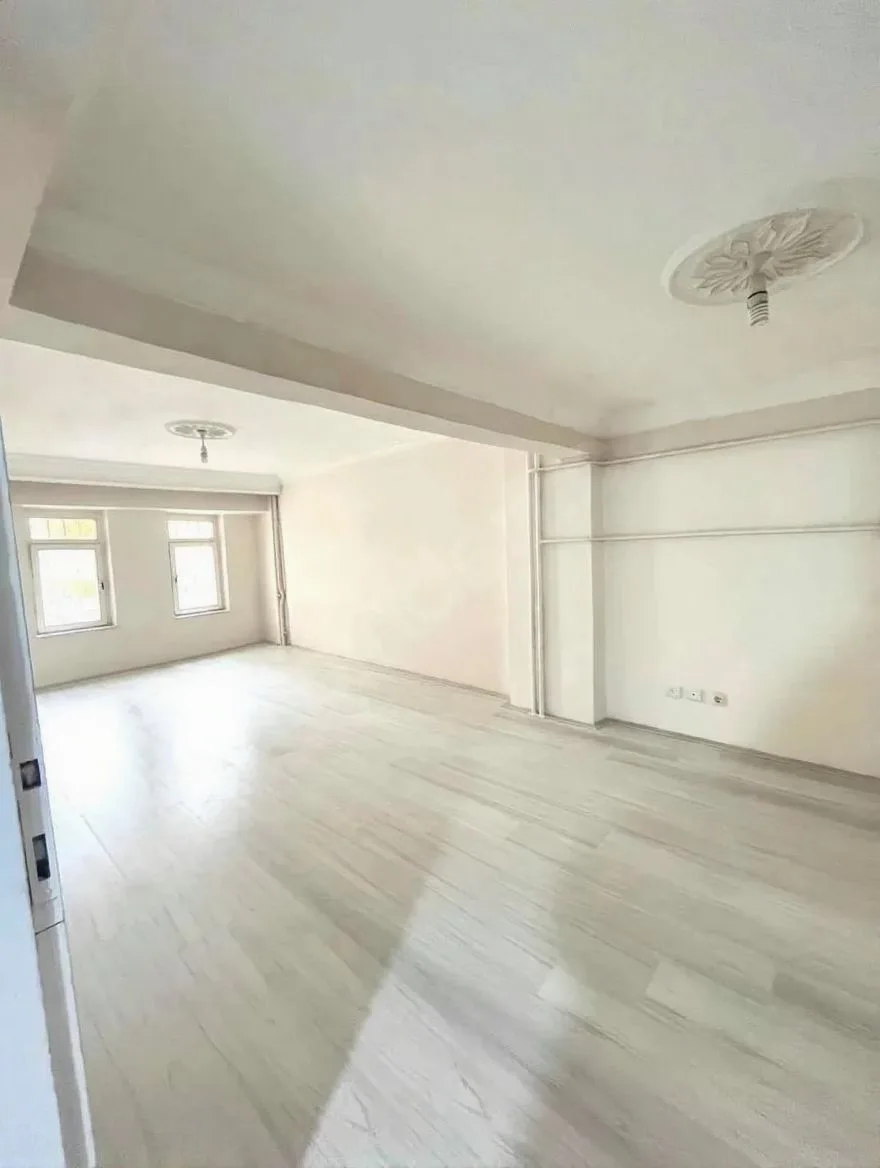 Yakutiye Lalapaşa'da Giriş Katı 185 m² 3+1 Kiralık Daire - Fotoğraf 9