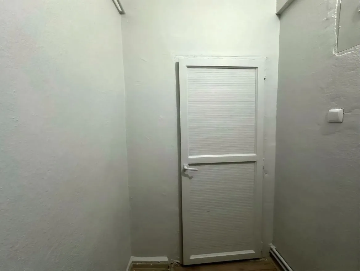 Yakutiye Lalapaşa'da 1. Kat 90 m² 2+1 Kiralık İş Yeri - Fotoğraf 12