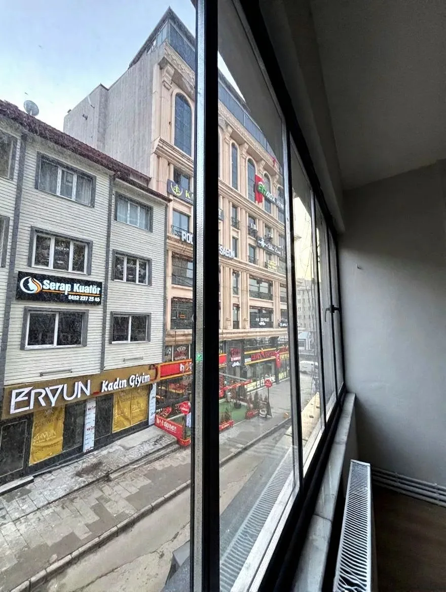 Yakutiye Lalapaşa'da 1. Kat 90 m² 2+1 Kiralık İş Yeri - Fotoğraf 17