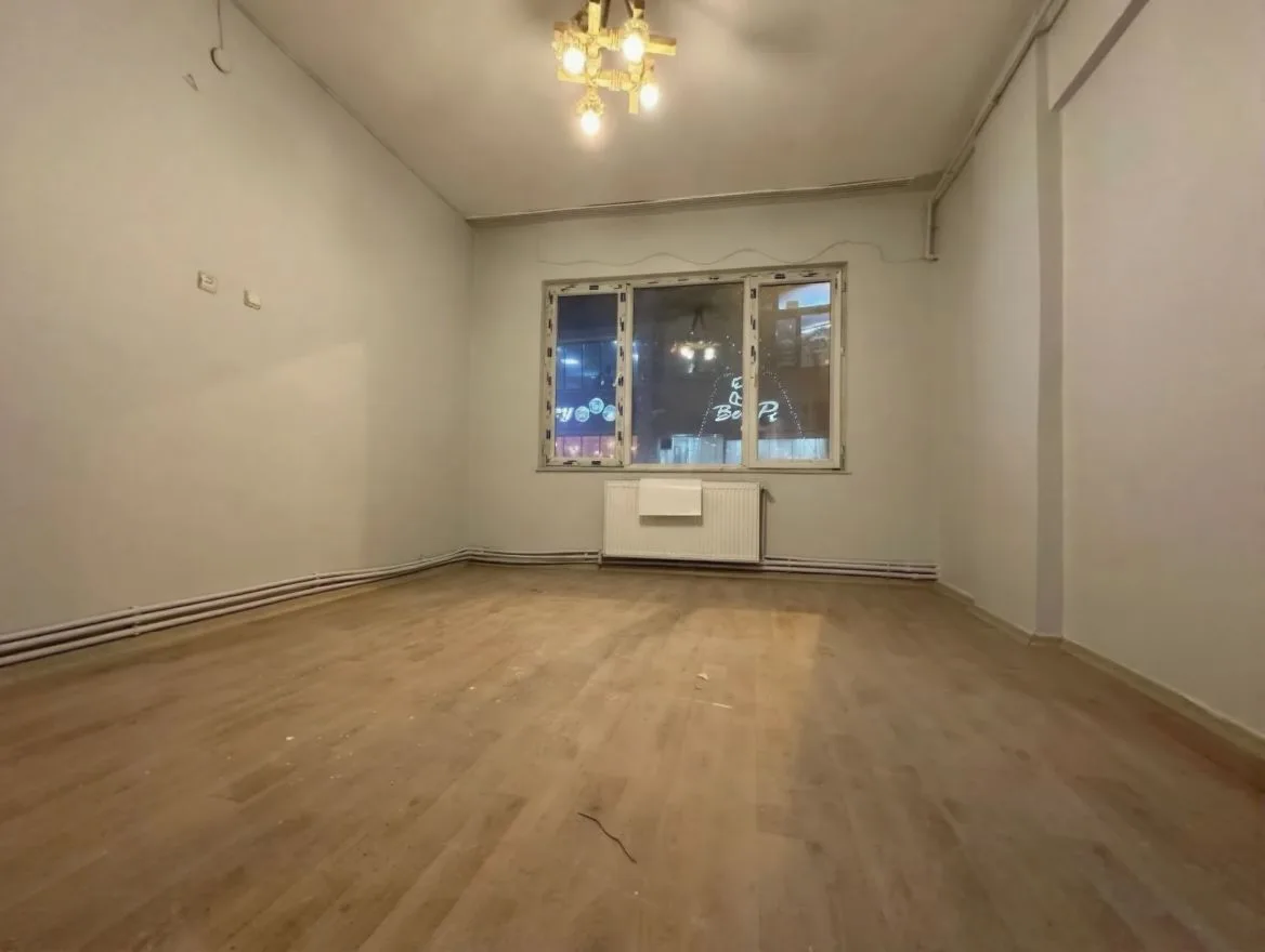 Yakutiye Lalapaşa'da 1. Kat 90 m² 2+1 Kiralık İş Yeri - Fotoğraf 8