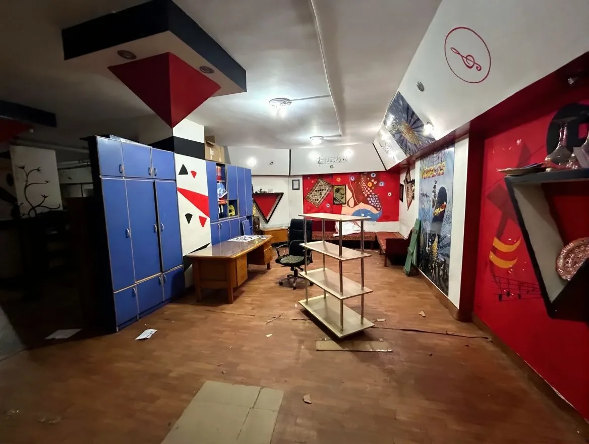 Yakutiye Lalapaşa'da 260 m² 2 Kiralık İş Yeri - Fotoğraf 6