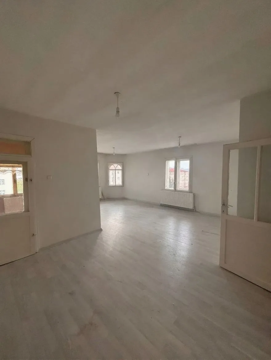 Aziziye Merkez'de 145 m² 3+1 Kiralık Daire - Fotoğraf 11