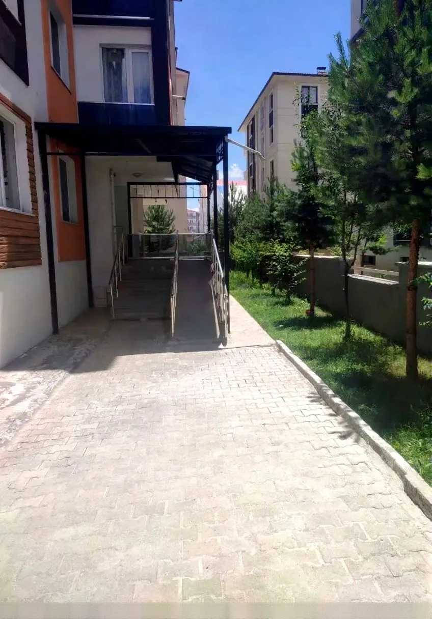 Aziziye Merkez'de 140 m² 3+1 Kiralık Daire - 5