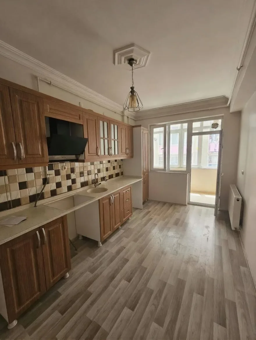 Yakutiye Lalapaşa'da 1. Kat 165 m² 3+1 Kiralık Daire - Fotoğraf 12