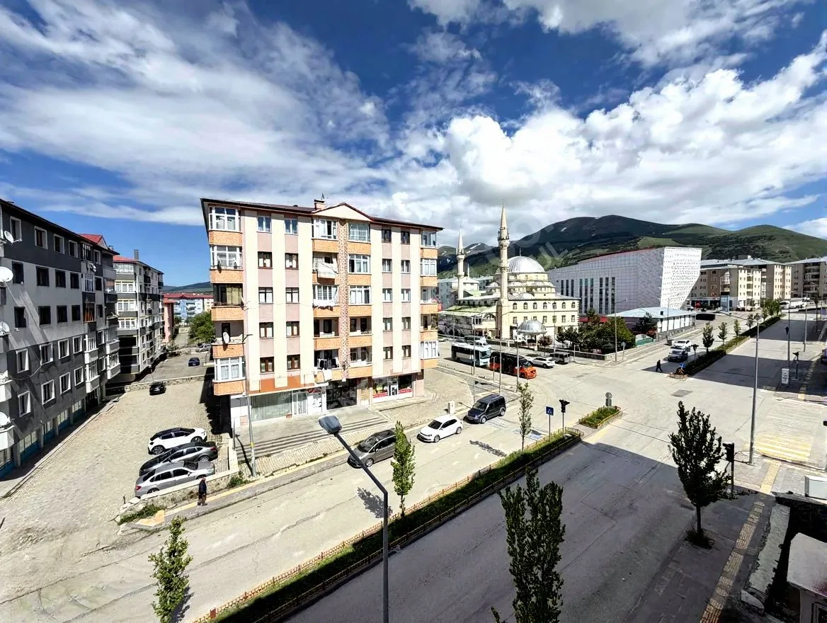 125M² ERZURUM SATILIK 3+1 DAİRE PALANDÖKEN MERKEZİ ISITMALI - Fotoğraf 23