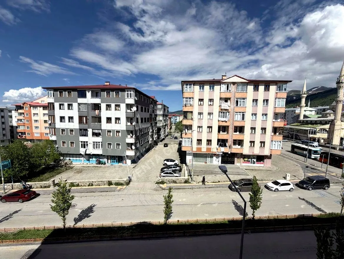125M² ERZURUM SATILIK 3+1 DAİRE PALANDÖKEN MERKEZİ ISITMALI - Fotoğraf 25