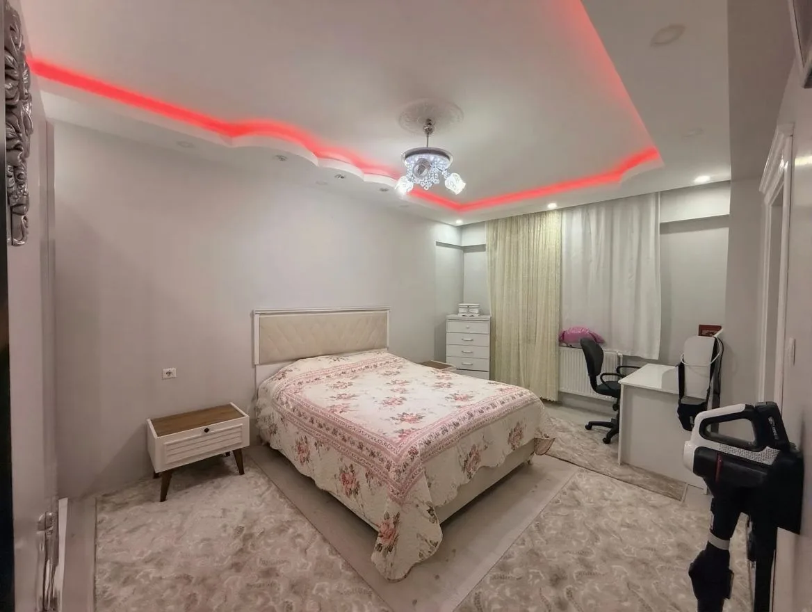 ERZURUM SATILIK 3+1 DAİRE ARA/5 KAT 170M² PALANDÖKEN - Fotoğraf 9
