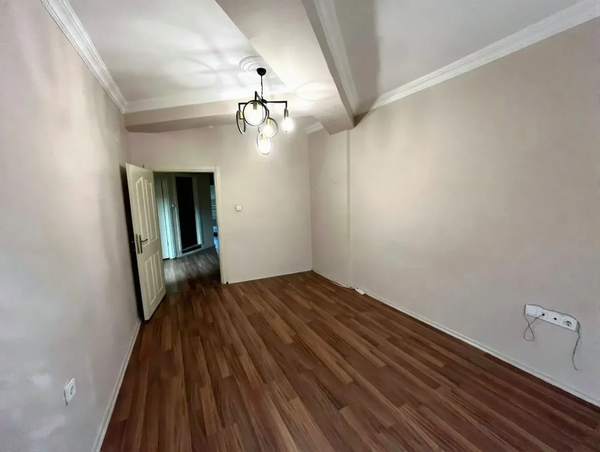 Yakutiye Lalapaşa'da 3. Kat 77 m² 2+0 Kiralık İş Yeri - Fotoğraf 11