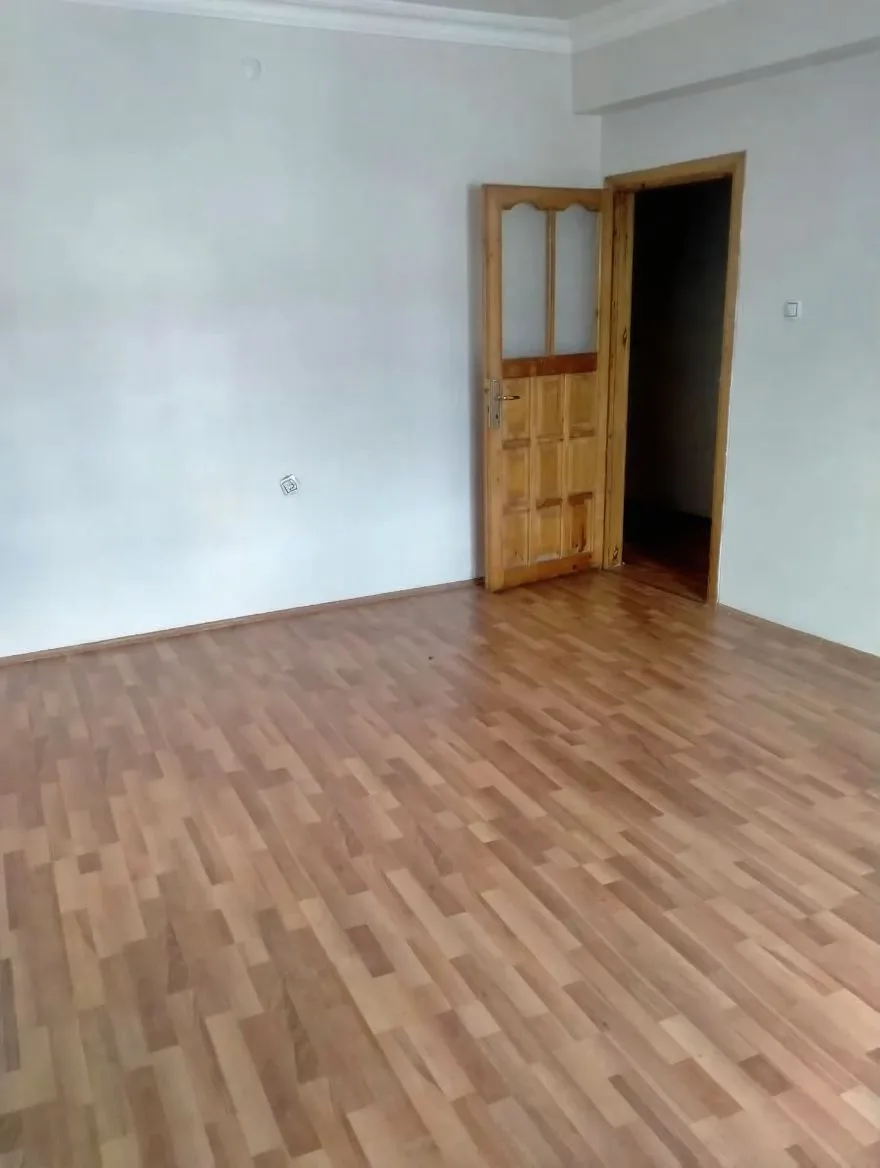 Yakutiye Lalapaşa'da 4. Kat 190 m² 3+1 Kiralık Daire - Fotoğraf 12