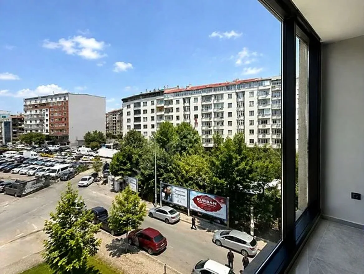 SIFIR 85 m² SATILIK OFİS ASLAN PLAZA CUMHURİYET CADDESİNE YAKIN