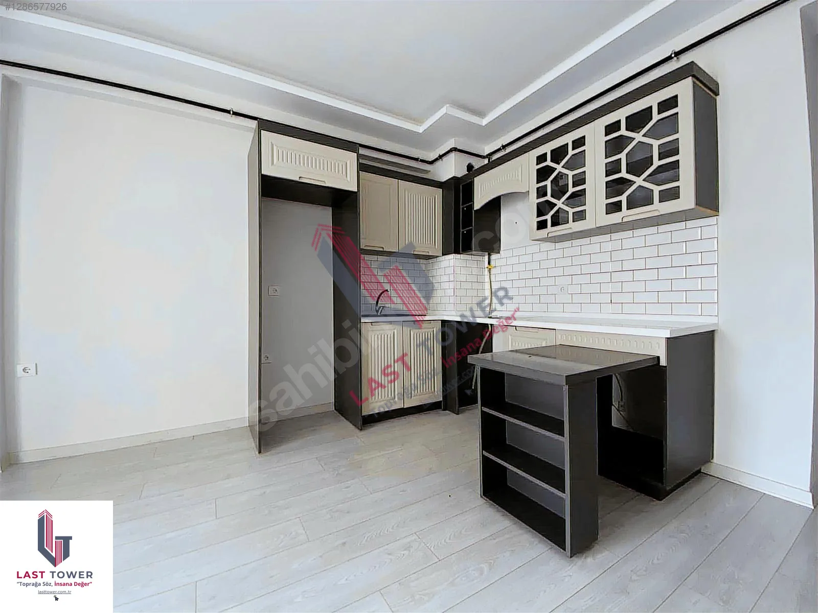 ERZURUM SATILIK 2+1 DAİRE | 1 YAŞINDA 3 CEPHE + GÜVENLİKLİ SİTE - Fotoğraf 2