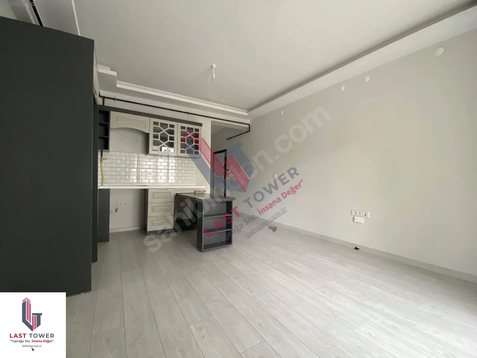 ERZURUM SATILIK 2+1 DAİRE | 1 YAŞINDA 3 CEPHE + GÜVENLİKLİ SİTE - Fotoğraf 3