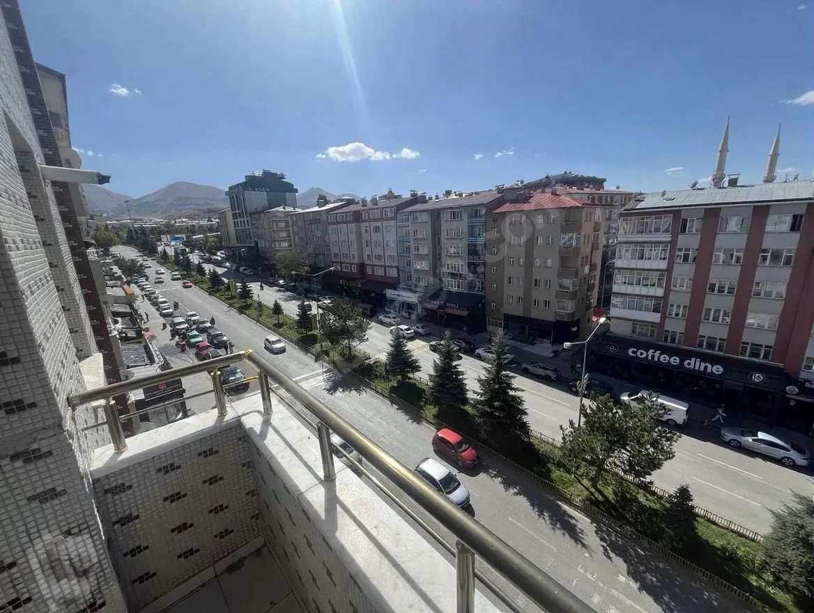 ERZURUM KİRALIK 3+1 DAİRE ARA/7 KAT 170M² YAKUTIYE - Fotoğraf 14