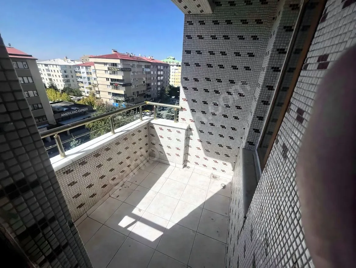 ERZURUM KİRALIK 3+1 DAİRE ARA/7 KAT 170M² YAKUTIYE - Fotoğraf 15