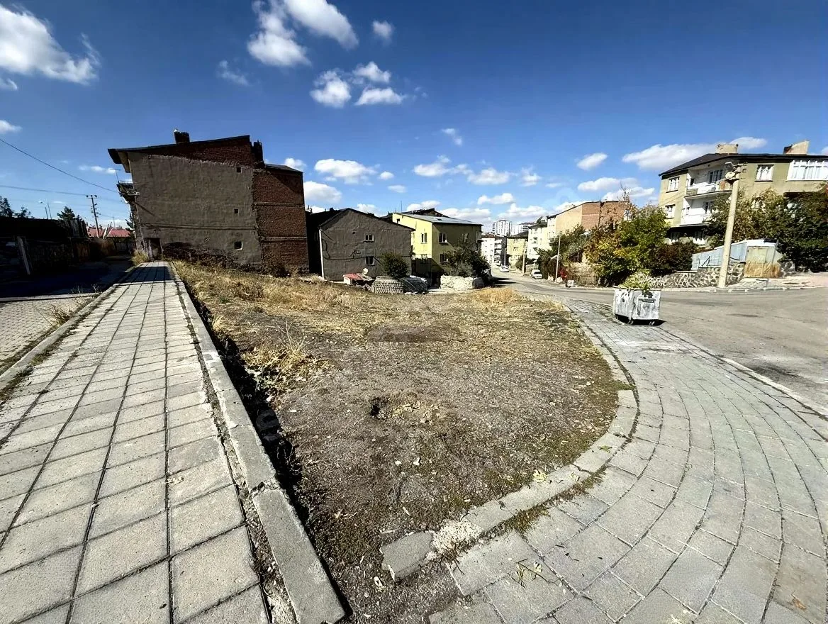 ERZURUM PALANDÖKEN SATILIK ARSA 384M² TICARI + KONUT İMARLI - Fotoğraf 7