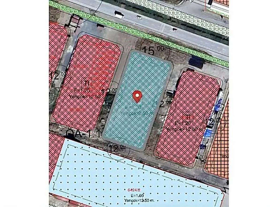 ERZURUM SATILIK ARSA 3699M² AZIZIYE GEZKÖY