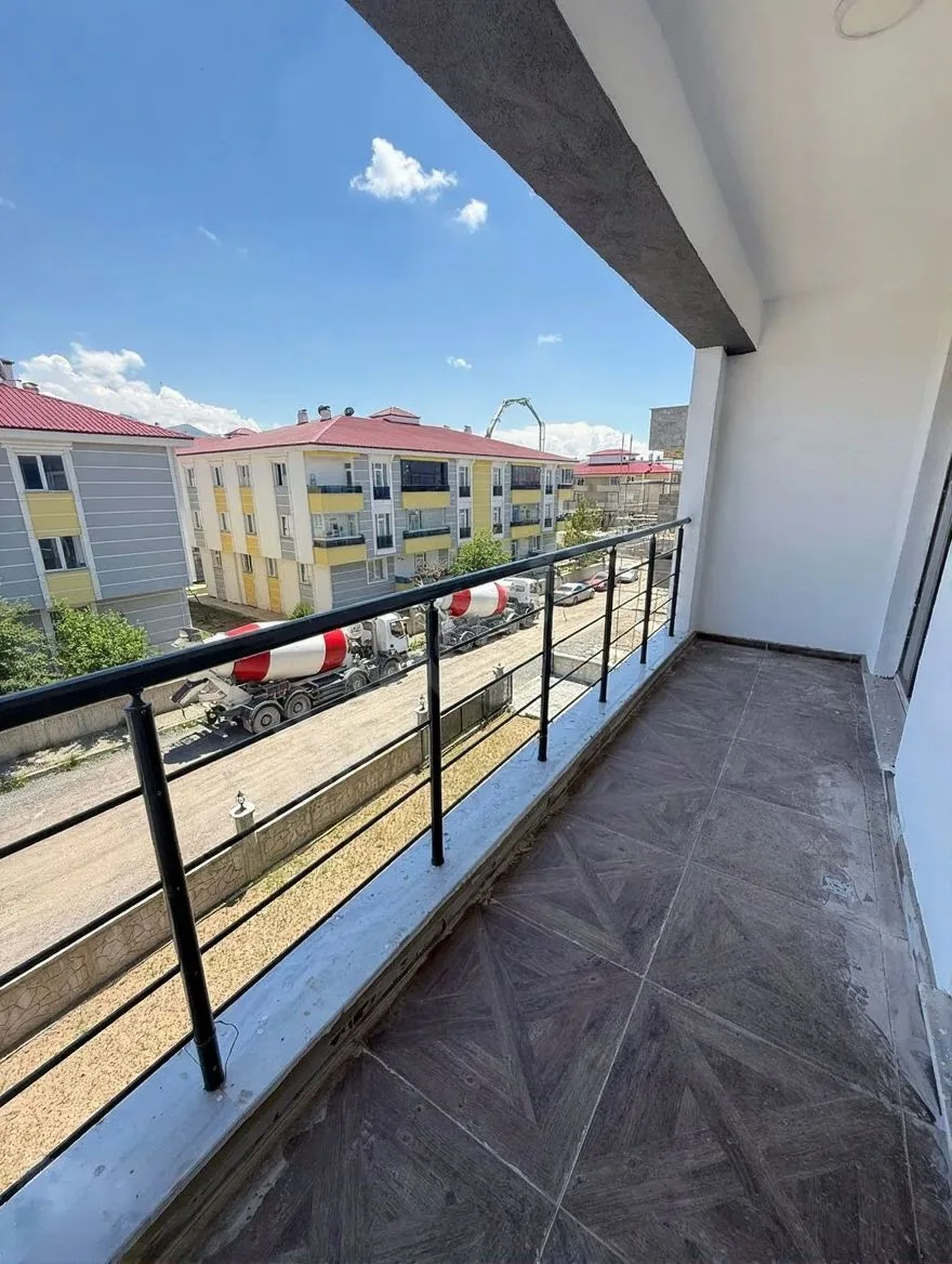 3+0 KİRALIK DAİRE ERZURUM/AZIZIYE 100M² ÇATI KATI - Fotoğraf 10
