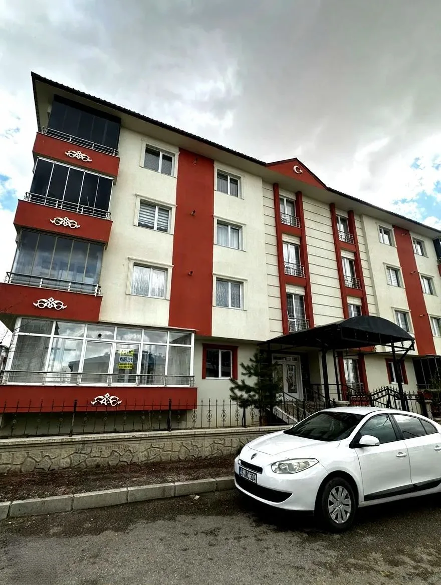 ERZURUM KİRALIK MERKEZİ ISITMALI 2+1 DAİRE 85M² AZIZIYE - Erzurum / Aziziye / Selçuklu Mh. Daire