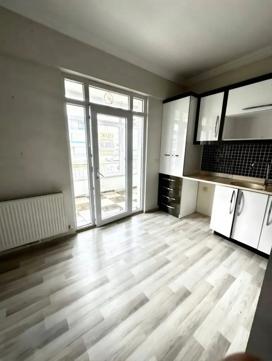 ERZURUM KİRALIK MERKEZİ ISITMALI 2+1 DAİRE 85M² AZIZIYE - Fotoğraf 3