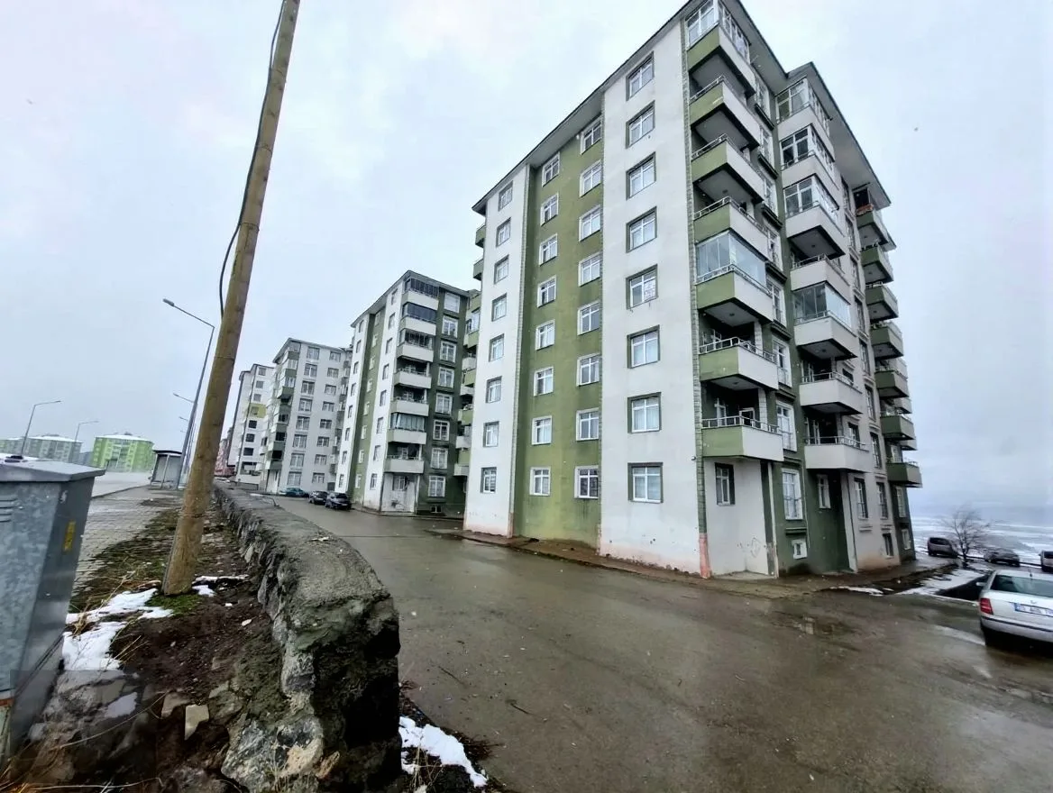 ERZURUM KİRALIK MERKEZİ ISITMALI 3+1 DAİRE 150M² YAKUTIYE - Fotoğraf 21