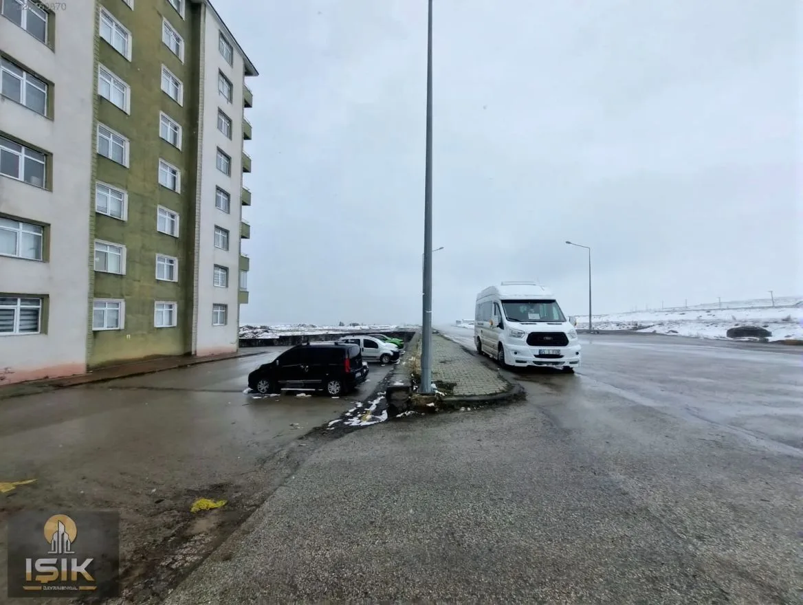 ERZURUM KİRALIK MERKEZİ ISITMALI 3+1 DAİRE 150M² YAKUTIYE - Fotoğraf 22