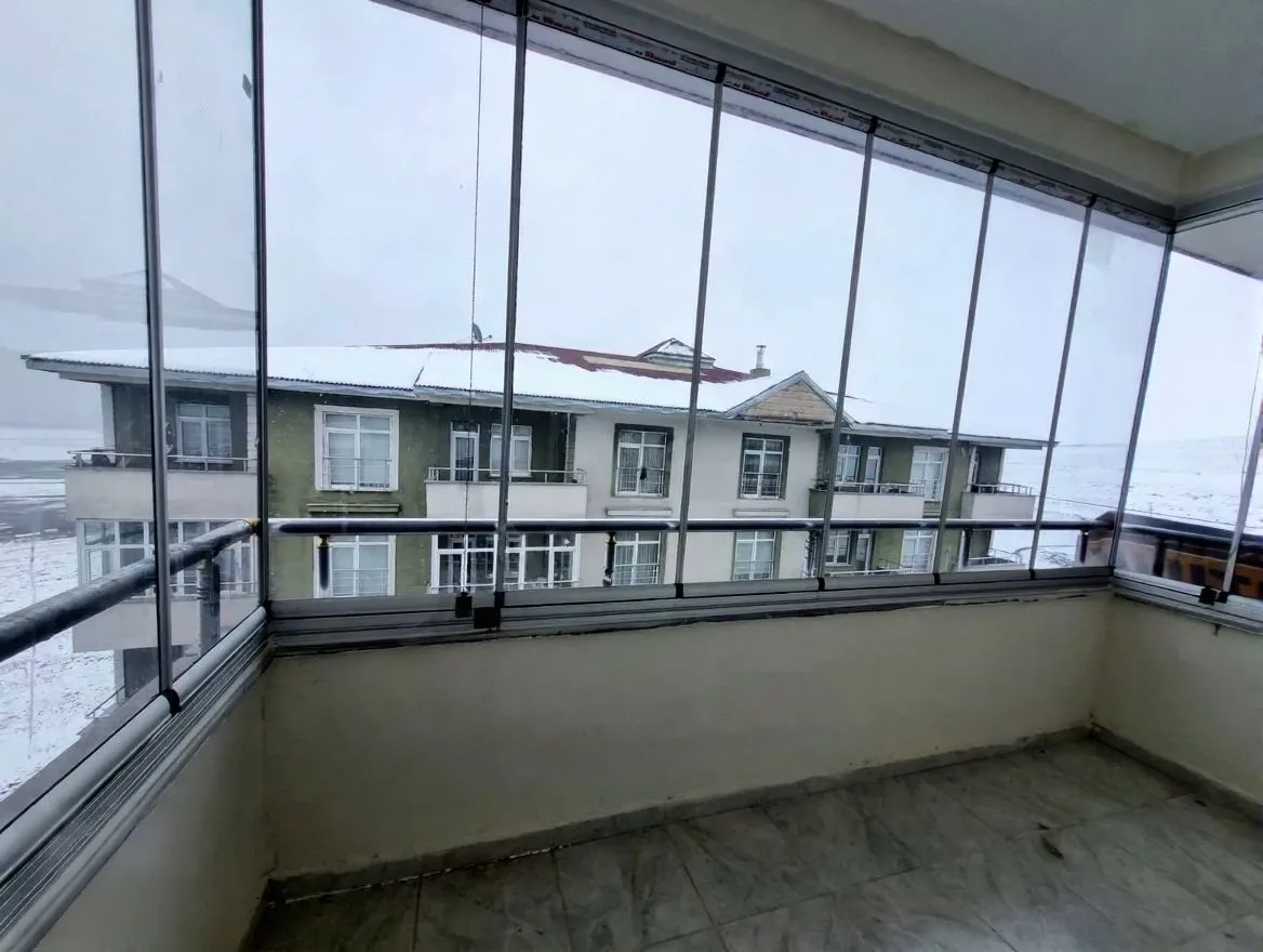 ERZURUM KİRALIK MERKEZİ ISITMALI 3+1 DAİRE 150M² YAKUTIYE - Fotoğraf 3