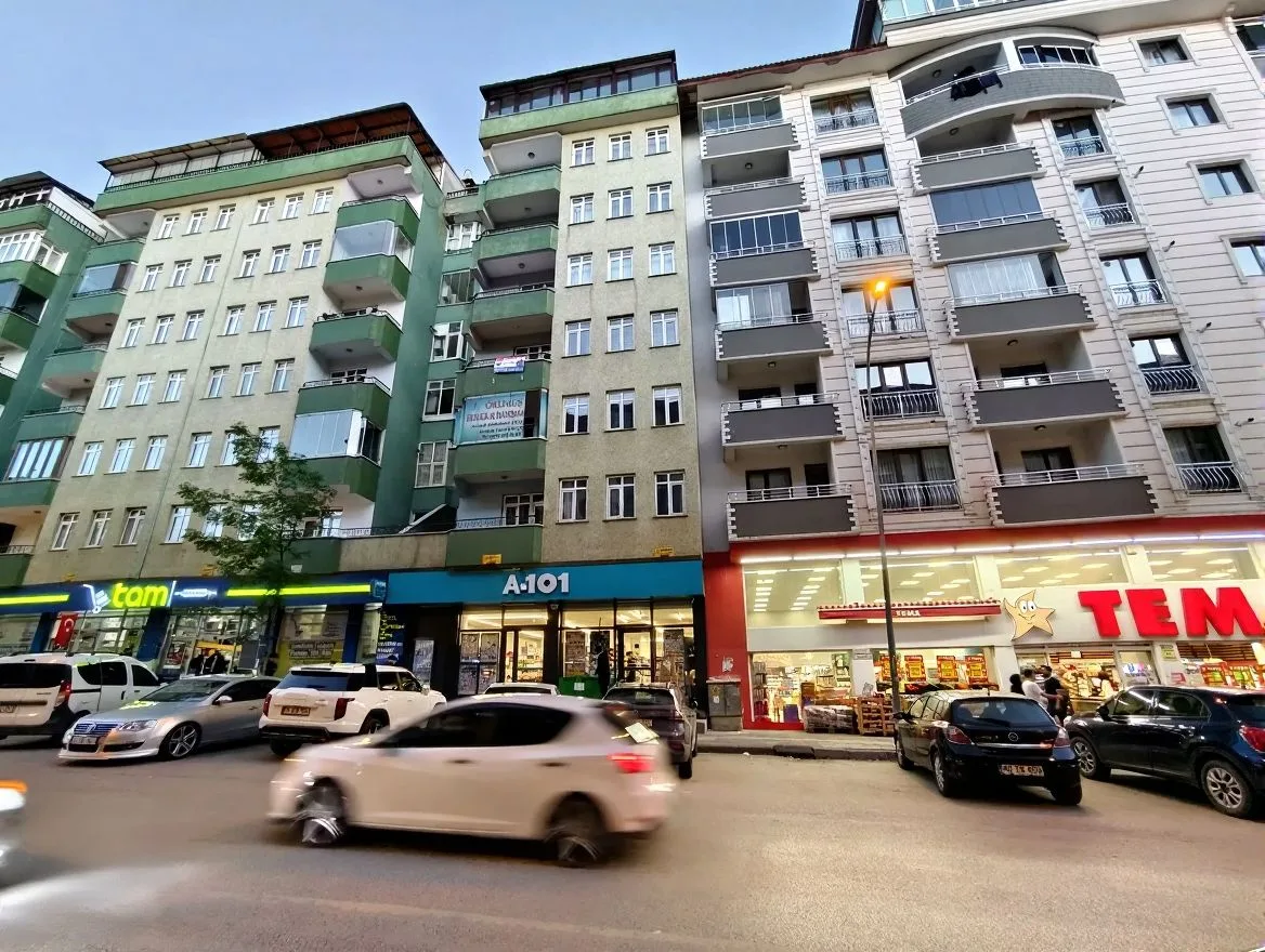 ERZURUM SATILIK 3+1 DAİRE ARA/6 KAT 145M² YAKUTIYE - Fotoğraf 19