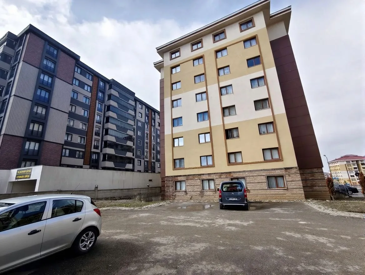 EŞYALI ERZURUM PALANDÖKEN SATILIK 2+1 DAİRE 80M² MERKEZİ ISITMALI