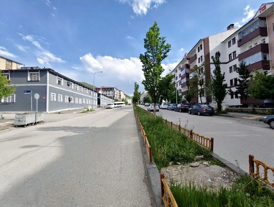 ERZURUM SATILIK 3+1 DAİRE | PALANDÖKEN 165M² MERKEZİ ISITMALI - Fotoğraf 23