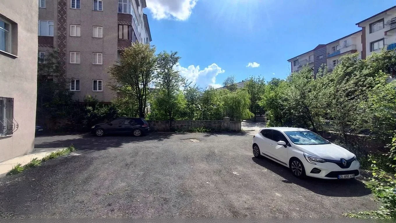 ERZURUM SATILIK 3+1 DAİRE ARA/5 KAT 125M² PALANDÖKEN - Fotoğraf 23