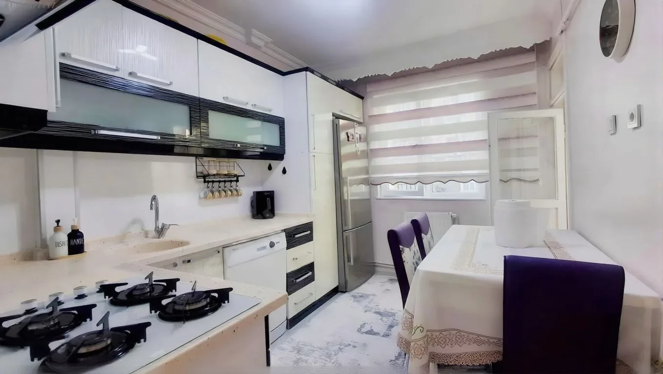 ERZURUM SATILIK 3+1 DAİRE ARA/5 KAT 125M² PALANDÖKEN - Fotoğraf 7
