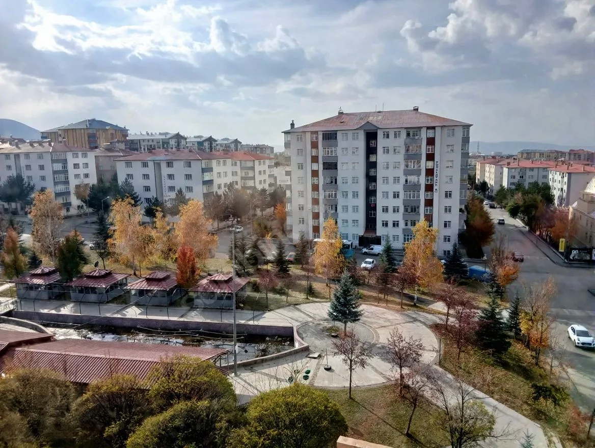 ERZURUM PALANDÖKEN SATILIK 4+1 DAİRE 190M² MERKEZİ ISITMALI - Fotoğraf 26