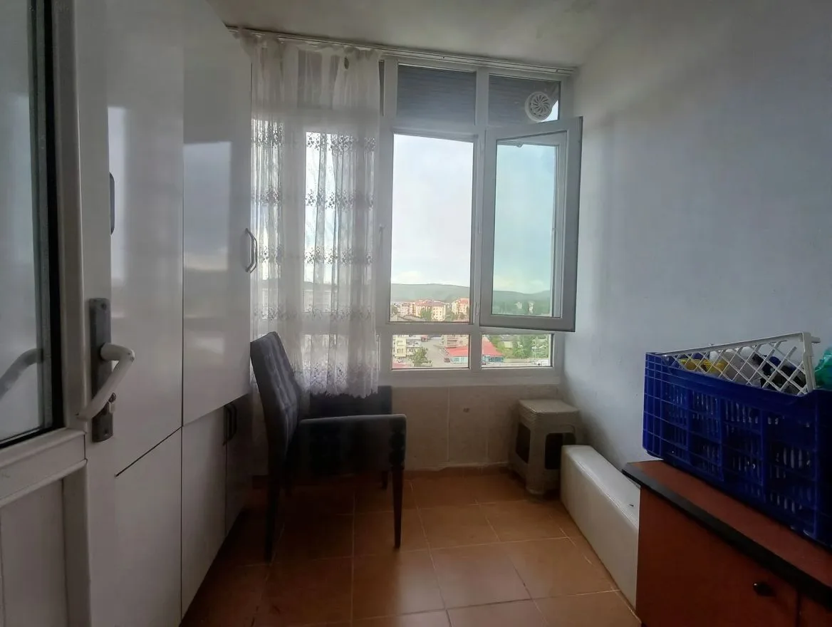 ERZURUM SATILIK 3+1 DAİRE 120M² YAKUTIYE ÇATI KATI - Fotoğraf 8